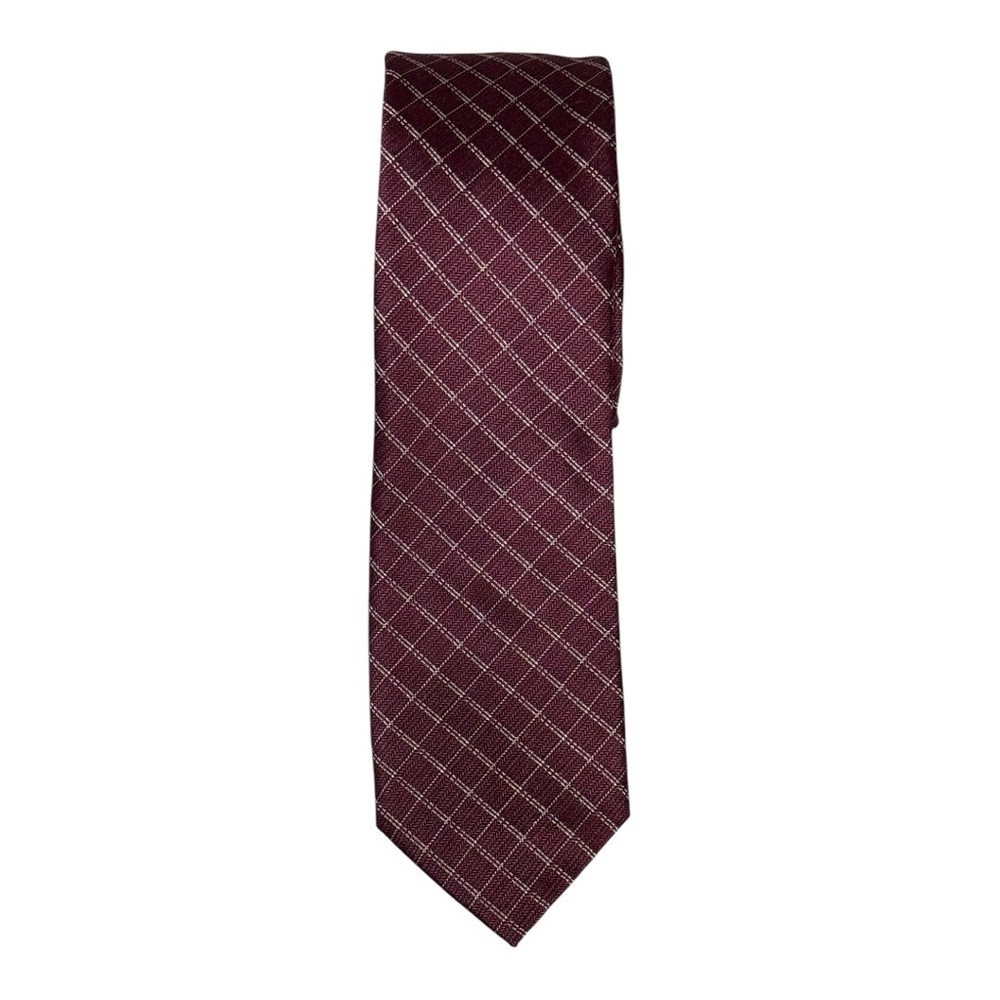 Vince Camuto Burgundy Tie with Subtle Pattern